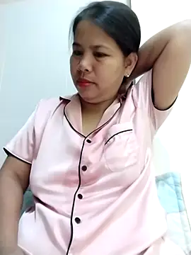 Lanyingxin18 online show from 11-16-25, 08:35