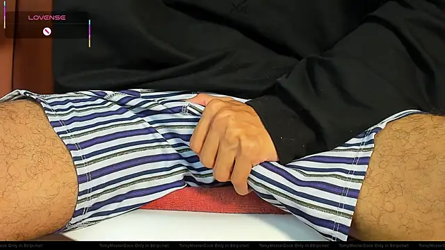 Snapshot of TomyMosterCock chatting on 11-27-25, 07:47 TomyMosterCock online show from 11-27-25, 07:47