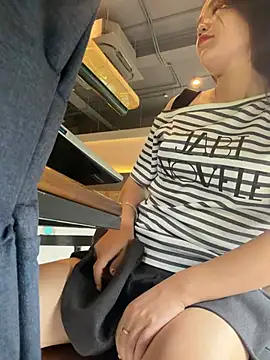 Emily 9xx online show from 03-26-26, 02:32