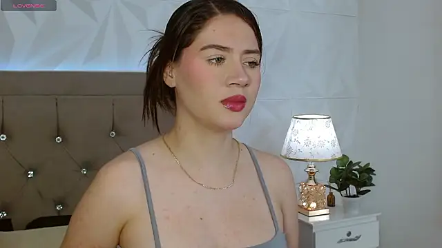 Gwen drew online show from 03-17-26, 01:25