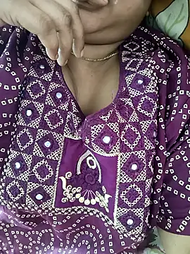 cuteyqueen online show from 10-10-25, 01:39