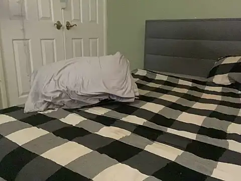 Snapshot of Sweetpasses chatting on 12-13-24, 03:05 Sweetpasses online show from 12-13-24, 03:05