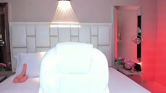 JessyEvans online show from 12-19-25, 07:38