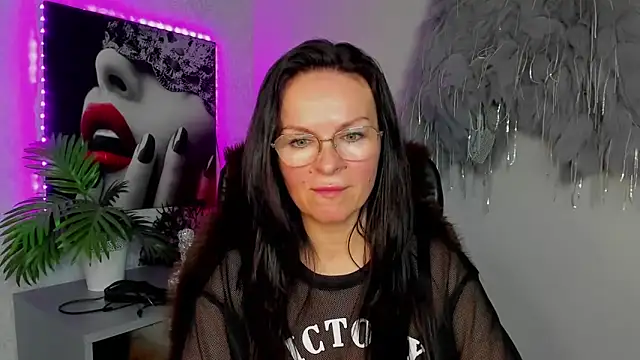 HelenLuxx online show from 03-16-26, 02:53