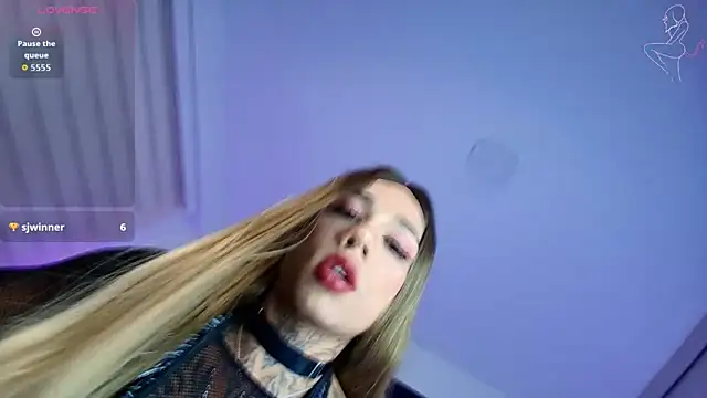  Holly Cat online show from 05-21-26, 12:41