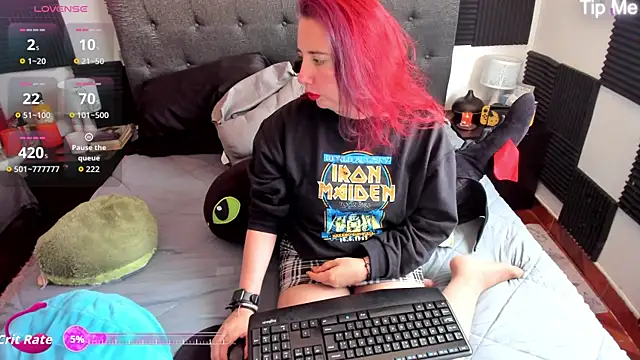 Ursula fire online show from 09-30-25, 08:26