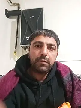 Snapshot of Muratcanik44 chatting on 02-19-26, 02:08 Muratcanik44 online show from 02-19-26, 02:08