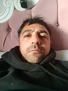 Snapshot of Muratcanik44 chatting on 02-12-26, 12:38 Muratcanik44 online show from 02-12-26, 12:38