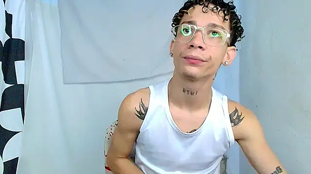 Snapshot of mateodeamjo chatting on 06-04-26, 03:22 mateodeamjo online show from 06-04-26, 03:22