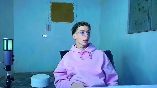 mateodeamjo online show from 03-04-26, 01:24