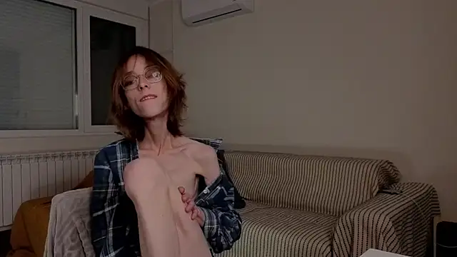 Snapshot of amber_quell_here chatting on 11-07-25, 02:54 amber quell here online show from 11-07-25, 02:54