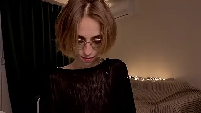 amber quell here online show from 02-27-26, 05:24