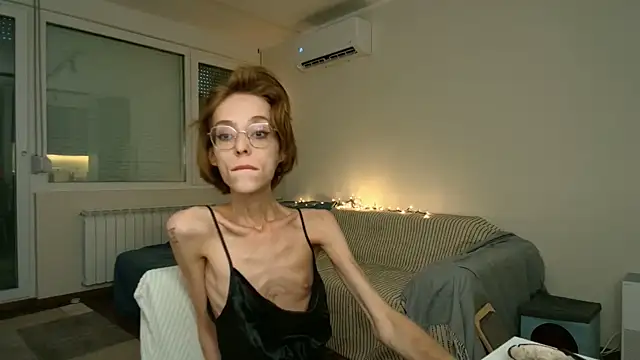 Snapshot of amber_quell_here chatting on 07-13-26, 05:12 amber quell here online show from 07-13-26, 05:12