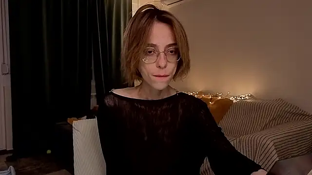 amber quell here online show from 03-07-26, 05:40