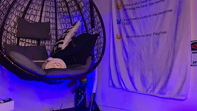 AriaVoss online show from 04-04-26, 08:37