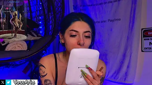 AriaVoss online show from 04-14-26, 09:09