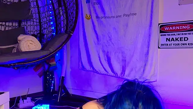 AriaVoss online show from 04-10-26, 09:00