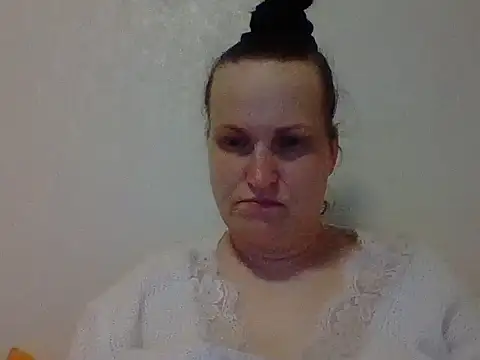  squirty cum lady  online show from 03-10-25, 08:23