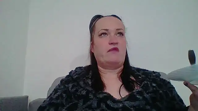  squirty cum lady  online show from 10-19-25, 03:42