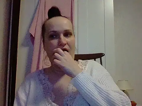  squirty cum lady  online show from 03-11-25, 05:57