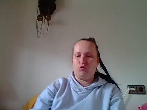  squirty cum lady  online show from 09-12-25, 10:04