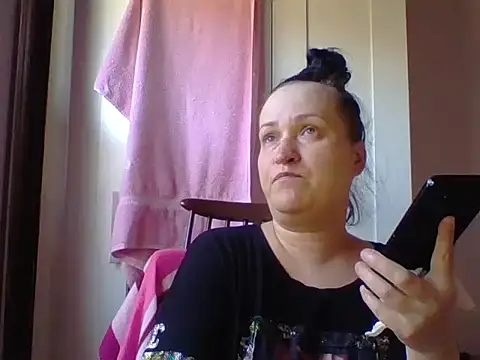  squirty cum lady  online show from 03-18-25, 07:44