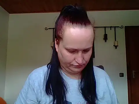  squirty cum lady  online show from 09-13-25, 10:26