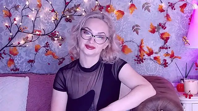 EllianaReese online show from 11-12-25, 02:59