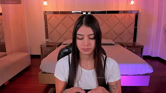 AllyJensen online show from 03-06-26, 10:21