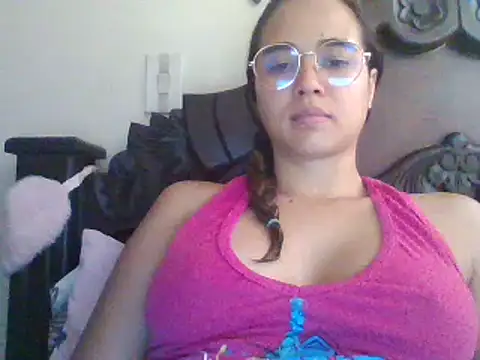 trianabell online show from 03-11-25, 03:45