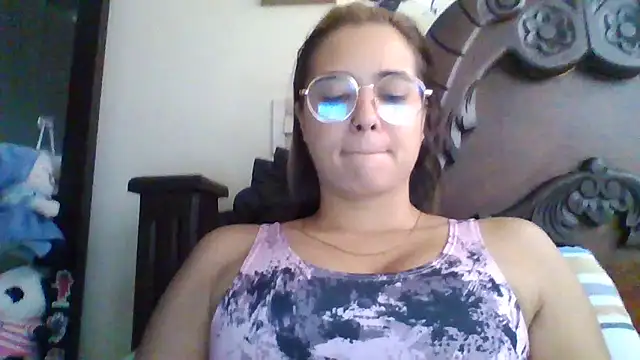 trianabell online show from 10-11-25, 01:23