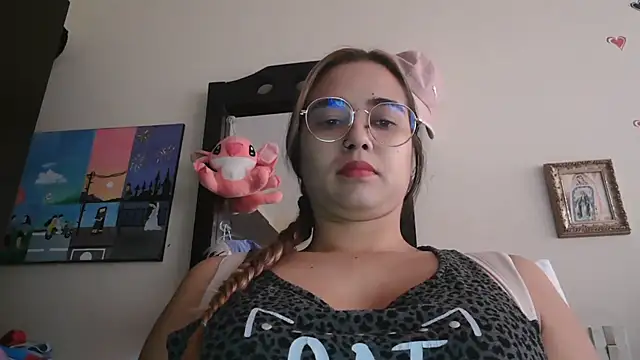 trianabell online show from 02-16-26, 04:16