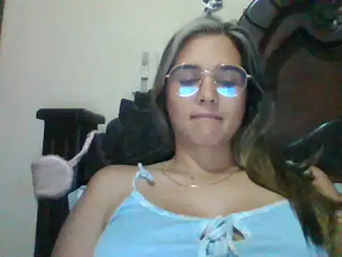 trianabell online show from 02-25-25, 12:47