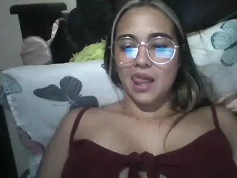 trianabell online show from 03-08-25, 10:24
