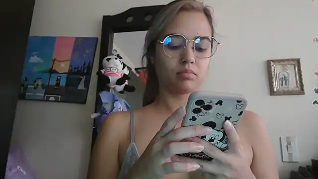 trianabell online show from 03-20-26, 04:19