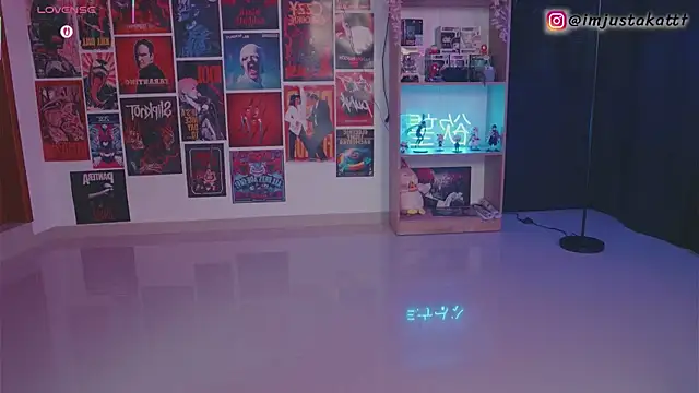 sensualkattt online show from 10-25-25, 01:12