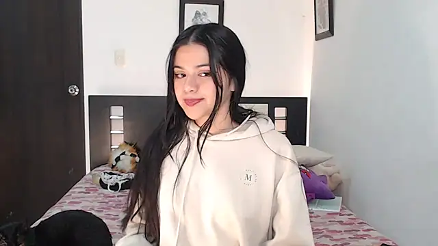 Snapshot of angelbeat_ chatting on 03-18-25, 03:12 angelbeat online show from 03-18-25, 03:12