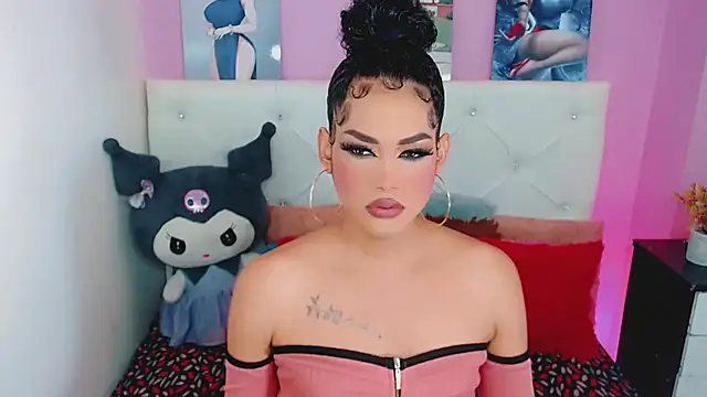 Snapshot of Amanda_bigx chatting on 07-16-26, 05:59 Amanda bigx online show from 07-16-26, 05:59