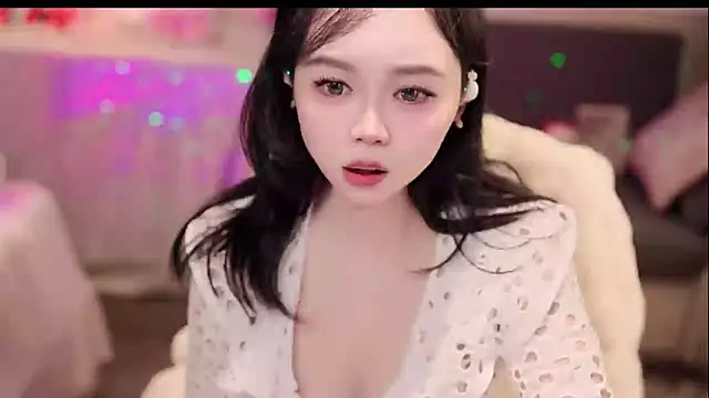 lilies-sweet online show from 12-04-25, 02:49