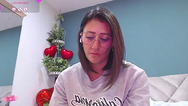 SharisWillian online show from 03-13-25, 07:09