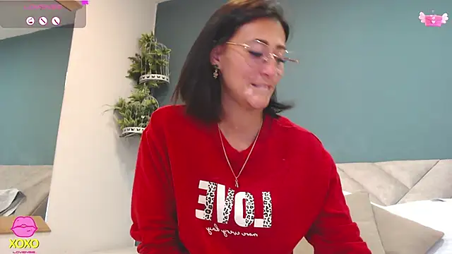 SharisWillian online show from 04-09-26, 03:19