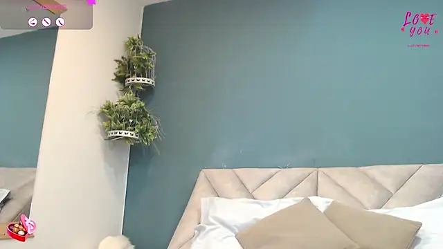 Snapshot of SharisWillian chatting on 05-11-26, 03:41 SharisWillian online show from 05-11-26, 03:41