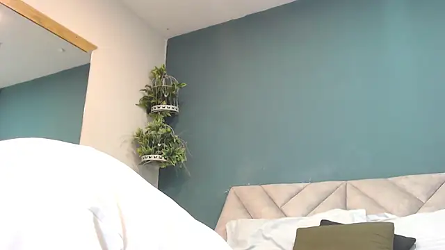 SharisWillian online show from 03-16-26, 03:58