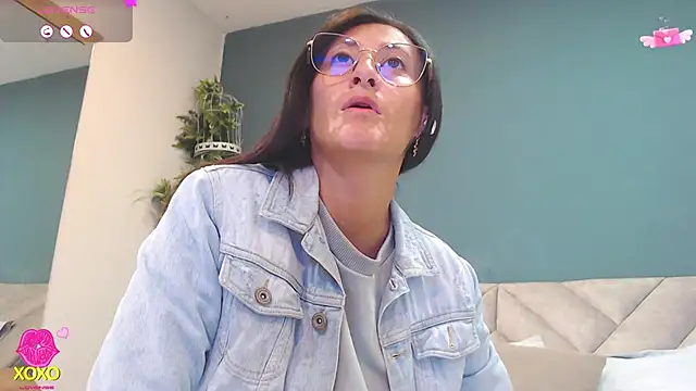 SharisWillian online show from 03-21-26, 03:41