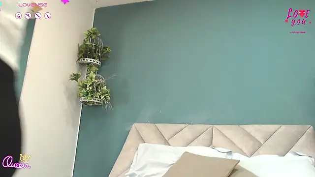 SharisWillian online show from 07-17-26, 04:10