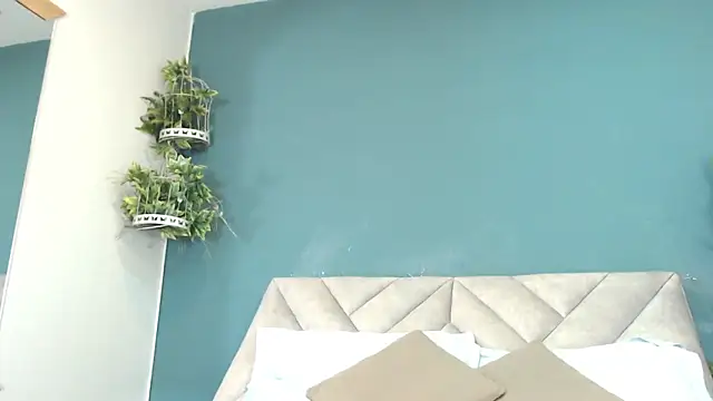 Snapshot of SharisWillian chatting on 06-10-26, 03:41 SharisWillian online show from 06-10-26, 03:41