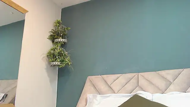 SharisWillian online show from 01-17-26, 04:05