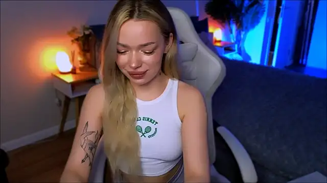Lily Yin online show from 05-08-26, 06:28