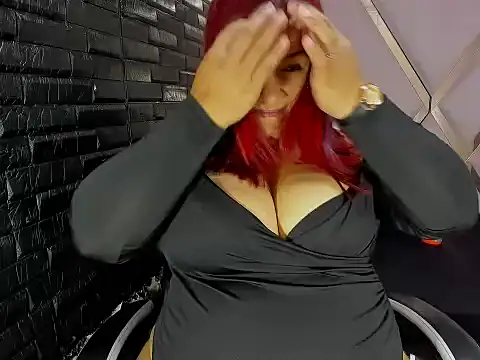 DaianaLutz online show from 01-13-26, 01:37