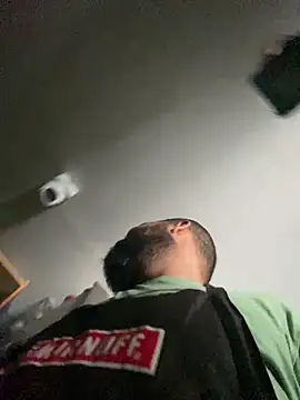 Snapshot of baruel-10 chatting on 02-21-26, 05:26 baruel-10 online show from 02-21-26, 05:26